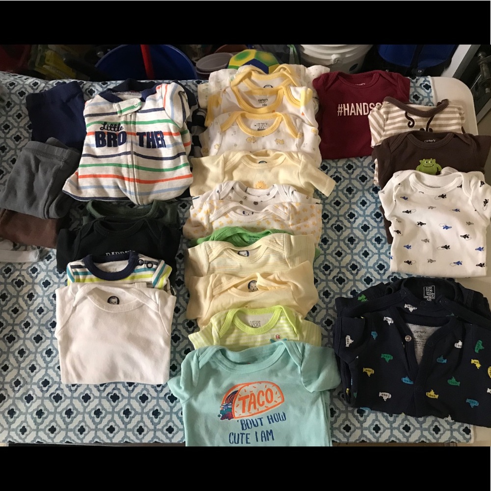 Lot of NewBorn Baby clothes
